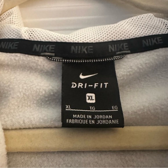 Nike Dri-FIT Full Zip Hoodie Kids XL Gray Performance Jacket - Picture 9 of 13